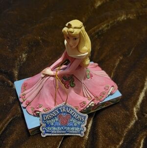 Disney Traditions Sleeping Beauty Figurine in Pink JIM SHORE